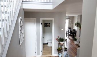 4 Sickle St, Andover, NJ 07801