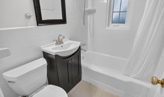 7803 MARBURY Rd, Bethesda, MD 20817