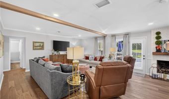 819 E UNIVERSITY Dr, Auburn, AL 36830