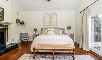 70 Obtuse Hill Rd, Brookfield, CT 06804