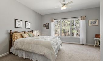 15 Pheasant Ln, Bedford, MA 01730