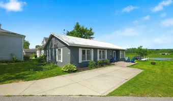 300 Lane 195 Crooked Lk, Angola, IN 46703