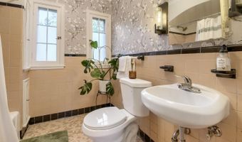 429 Fremont St, Anoka, MN 55303