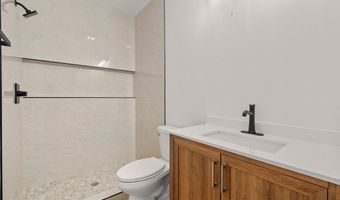 1905 N TAYLOR St, Arlington, VA 22207