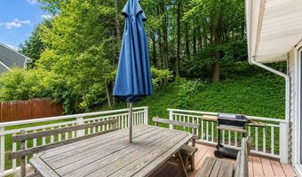 50 Maple Ave Ext, Bethel, CT 06801