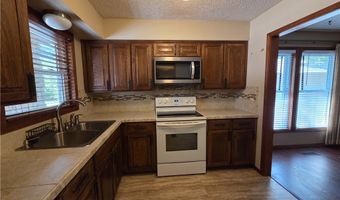 6 Melissa Ln, Bella Vista, AR 72715