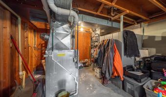 611 E 3Rd St St, Bridgewater, SD 57319