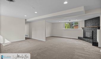 3250 E 12th St, Casper, WY 82609