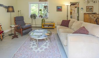 28 B Springbrook Dr, Belfast, ME 04915