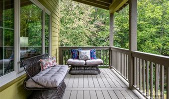 135 Spooks Branch Rd, Asheville, NC 28804