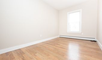 527 E Main St 2nd floor Right, Bridgeport, CT 06608