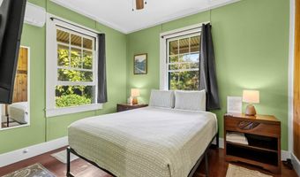 1896 KALANIANAOLE St, Hilo, HI 96720