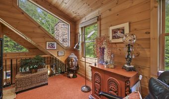 236 Surriner Rd, Becket, MA 01223