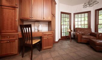 10671 Geist Ridge Ct, Fishers, IN 46040
