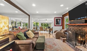 29303 S Lakeshore Dr, Agoura Hills, CA 91301