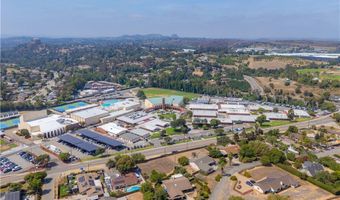 2251 S Stage Coach Ln, Fallbrook, CA 92028