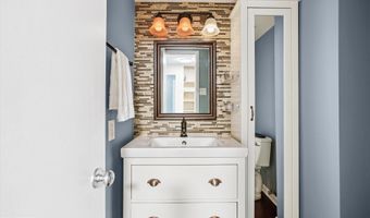 307 YOAKUM Pkwy 406, Alexandria, VA 22304