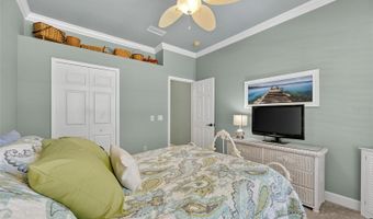 5312 GOLDEN ISLES Dr, Apollo Beach, FL 33572