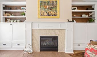 1663 Fairview Dr, Allegan, MI 49010