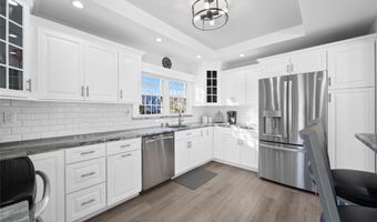 160 Grand Central Ave, Amityville, NY 11701