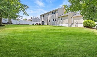 176 Church St, Aberdeen, NJ 07747