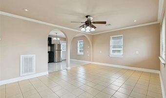 401 LLAMA Dr, Arabi, LA 70032