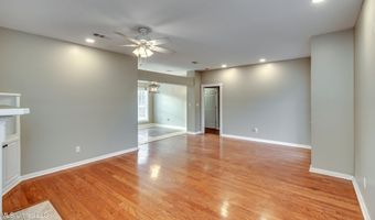 215 Tolleson Pl, Brandon, MS 39042