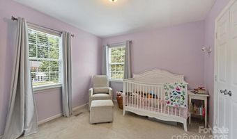 8520 Golf Ridge Dr, Charlotte, NC 28277