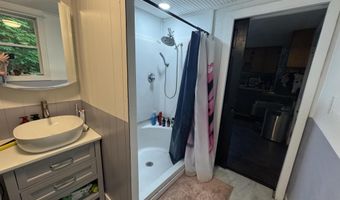 72 Boothby St, Augusta, ME 04330