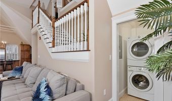 1000 Chapel View Blvd 306, Cranston, RI 02920