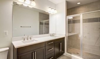 1107 S WALTER REED Dr 302, Arlington, VA 22204