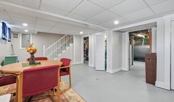 34 Windsor Ave, Augusta, ME 04330