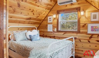 1787 Oak Creek Rd, Aladdin, WY 82710