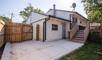 505 5th St SE, Altoona, IA 50009