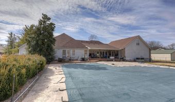129 Riverview Dr, Anderson, MO 64831