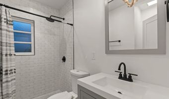 2318 Plum St, San Diego, CA 92106