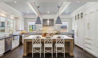 357 12TH St, Atlantic Beach, FL 32233