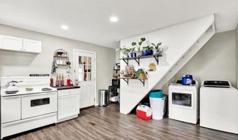 26 E Plum St, Anderson, IN 46012