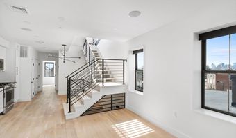 631 Saratoga St 4, Boston, MA 02128