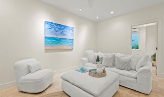 851 Aalapapa Dr, Kailua, HI 96734