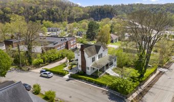 90 Grand Ave, Beattyville, KY 41311