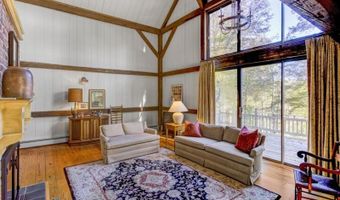 16 Kilroy Rd, Andover, NJ 07860