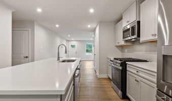 122 Red Lion Ct, Atco, NJ 08004