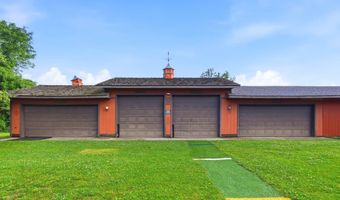 3731 Fortuna Dr, Akron, OH 44312