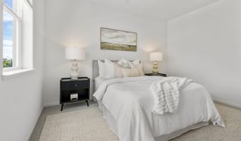 2818 Fifth St, Alameda, CA 94501