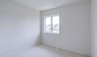 5766 VILLAGE GREEN Dr 10/5766, Alexandria, VA 22309