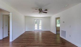 212 Cornfield Ln, Appomattox, VA 24522