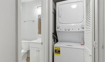 2966 S COLUMBUS St B2, Arlington, VA 22206