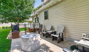 2421 Yorkshire Cir, Ames, IA 50010