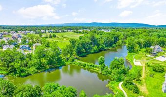 41062 LYNDALE WOODS Dr, Aldie, VA 20105